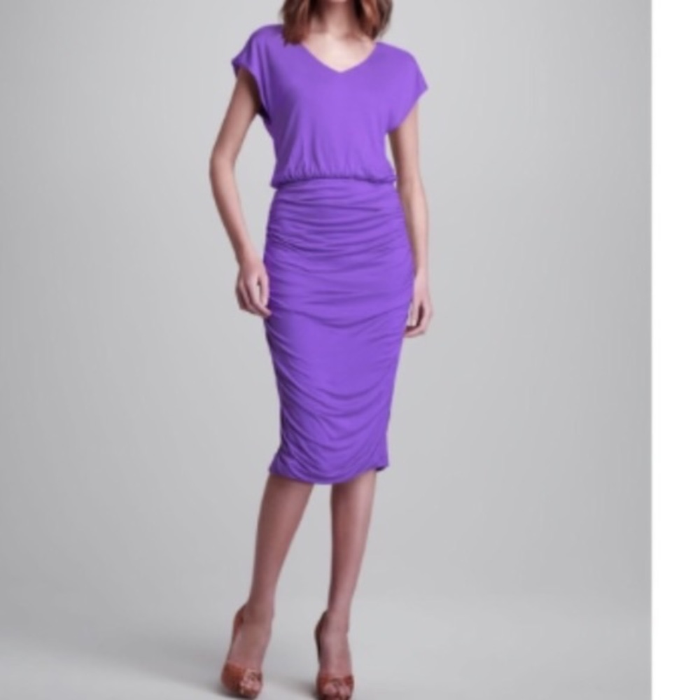 Alice + Olivia purple ruched midi dress size small